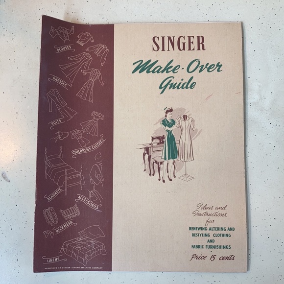 Three Vintage 1940’s singer sewing magazines - Picture 6 of 8